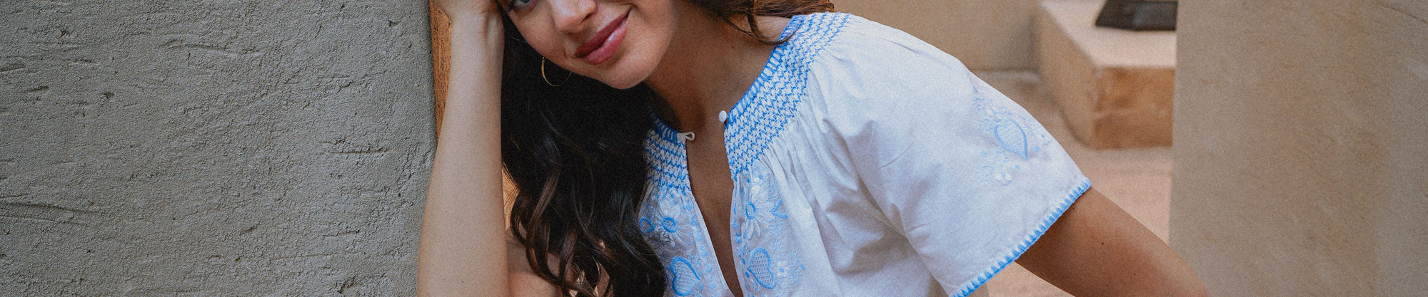 BLOUSES & TOPS<br><h4>Statement tops and versatile separates add a fresh touch of style to every season.</h4>